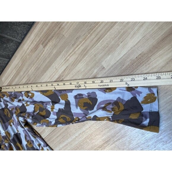 LOGO Lori Goldstein Sz M Fall Colors Print Stretch Jersey Cardigan Top Pockets - Picture 13 of 16